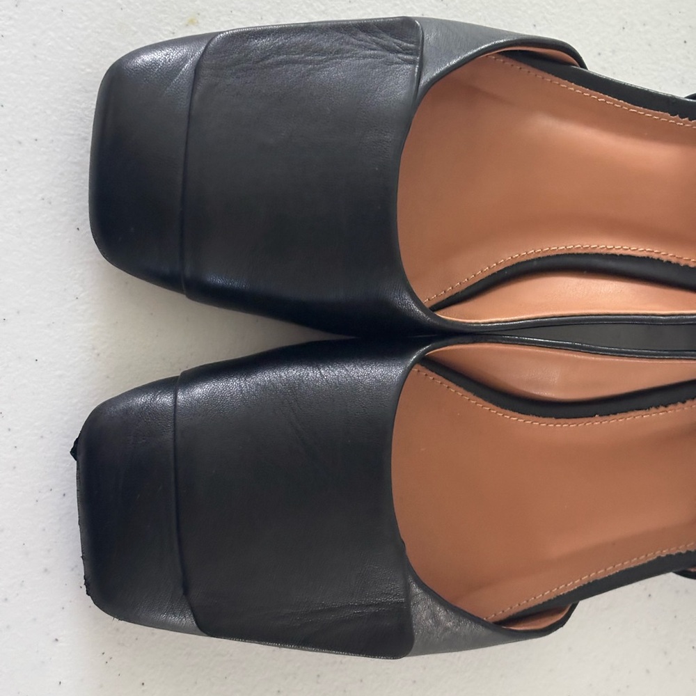 Franco Sarto Black Leather Flats